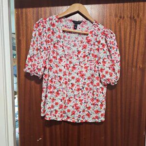 Comfortable summer women's clothing